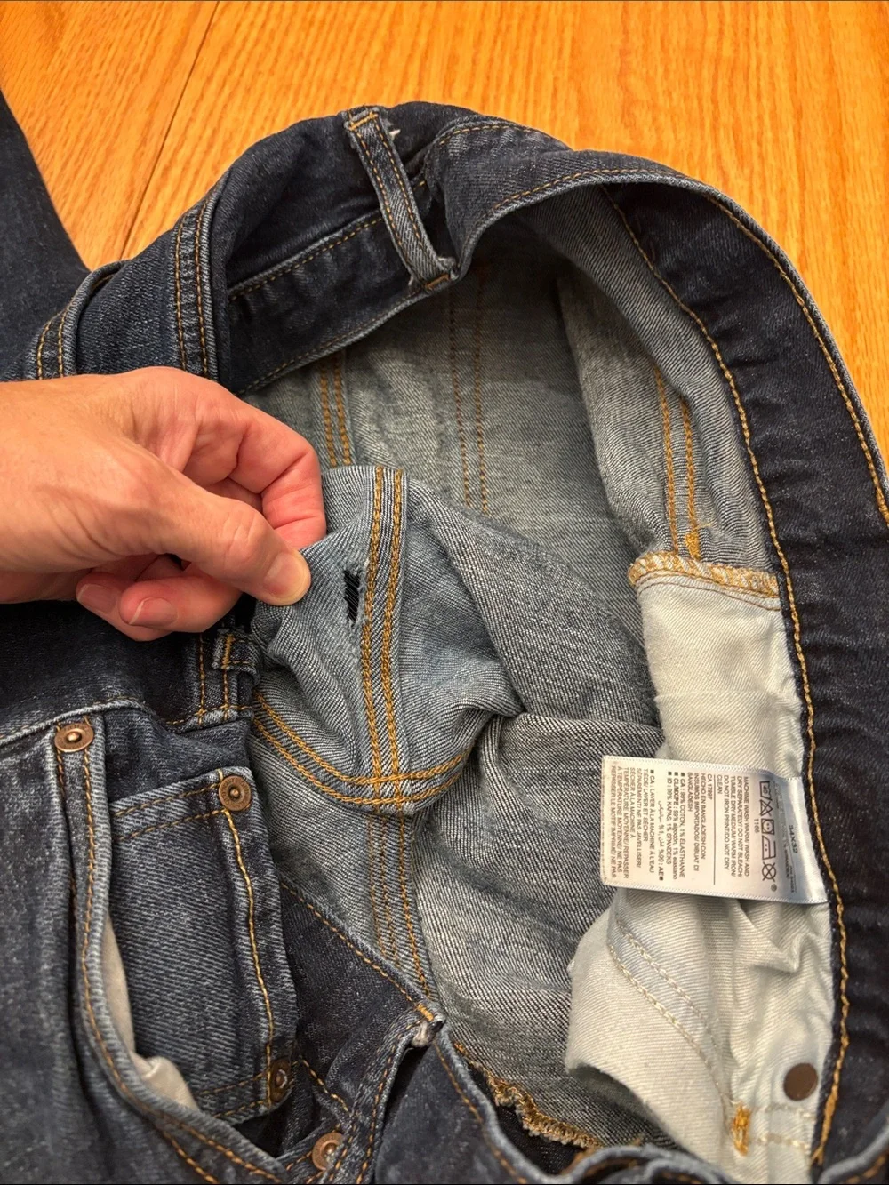 Old Navy Men's Slim Straight Jeans in Dark Blue Wash